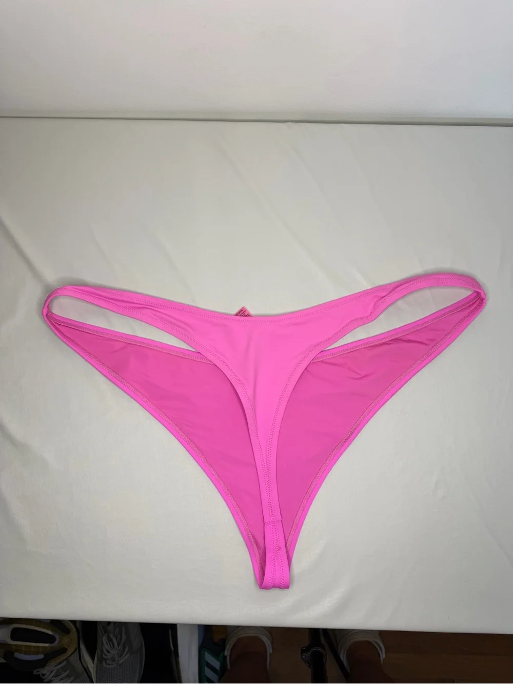 SKIMS Hot Pink Thong Bikini Bottom – Size 3X